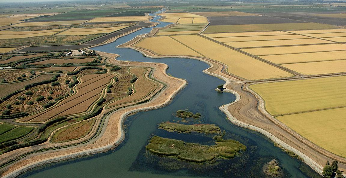 Aerial view of 的 delta conveyance section passing through agriculture fields 